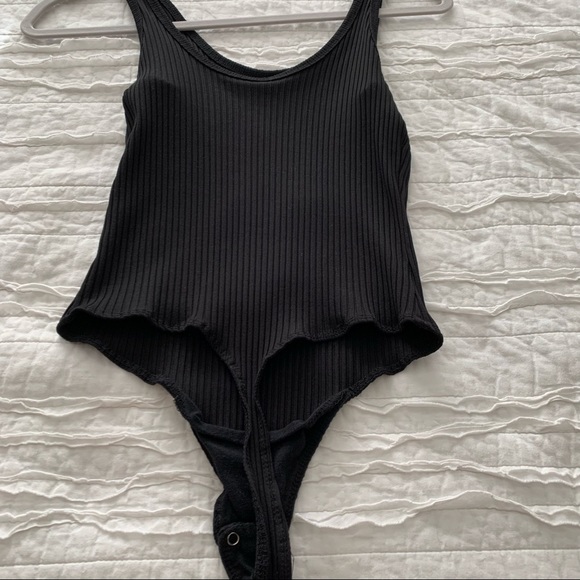 Ribbed bodysuit - Picture 4 of 4